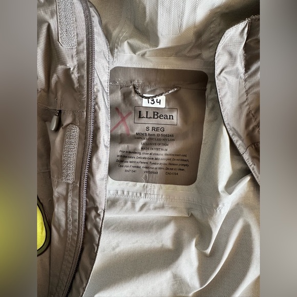 L.L. Bean Raincoat - Picture 10 of 13